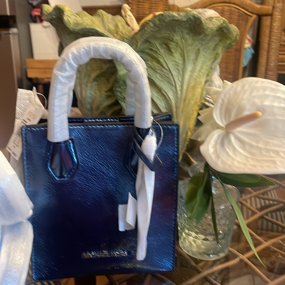 NWT MICHAEL KORS MINI, still wrapped MICHAEL KORS - Picture 5 of 10